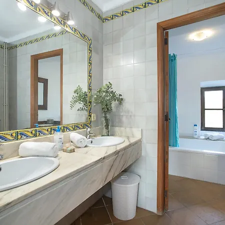 Villa Totxa - In The Midst Of Nature *